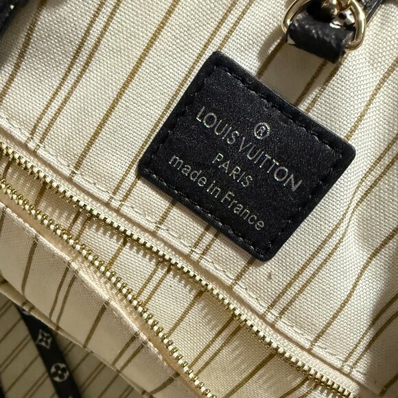 STUNNING XL Fashion Tote with dual straps! - Picture 7 of 9